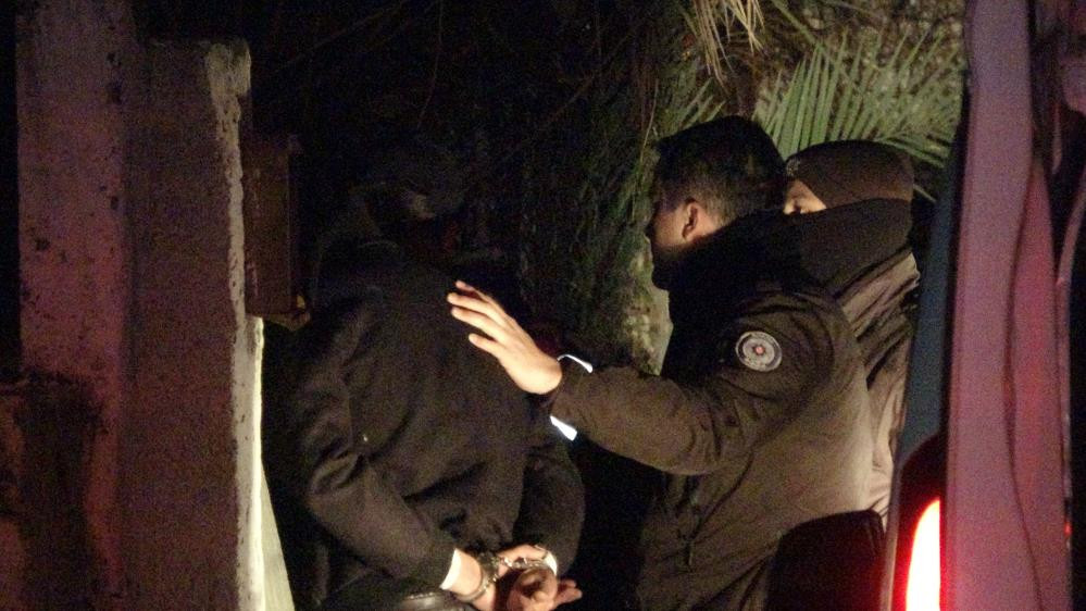 Çaldıkları araca çaldıkları motosikleti yüklediler - Resim : 5