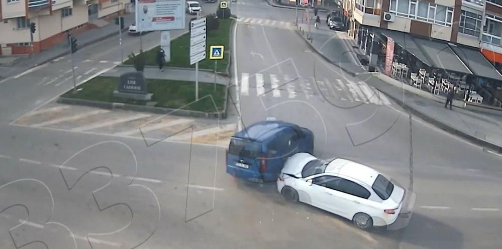 23 ilde meydana gelen kazalar kamerada - Resim : 4