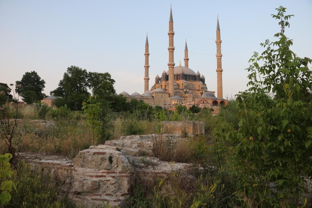 Mimar Sinan'ın ustalık eserinin çevresindeki çalışmada sona yaklaşıldı - Resim : 1