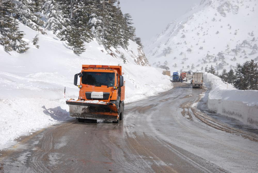 Antalya'da kar kalındığı 2 metre - Resim : 4
