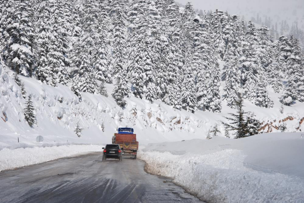 Antalya'da kar kalındığı 2 metre - Resim : 5