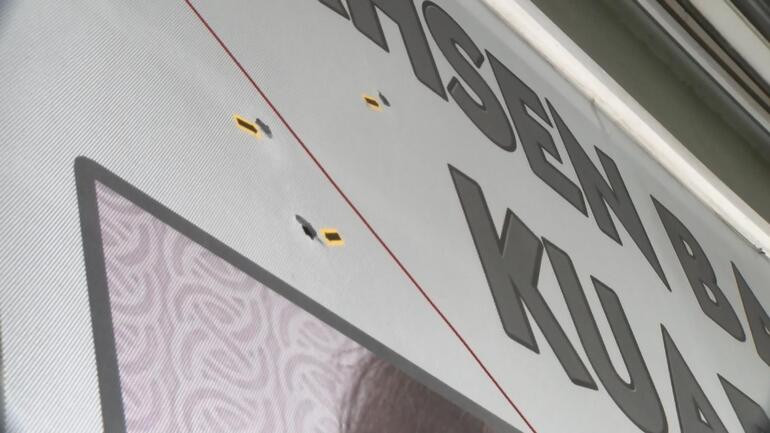 Kuafördeki kadınlara dehşeti yaşattı - Resim : 1