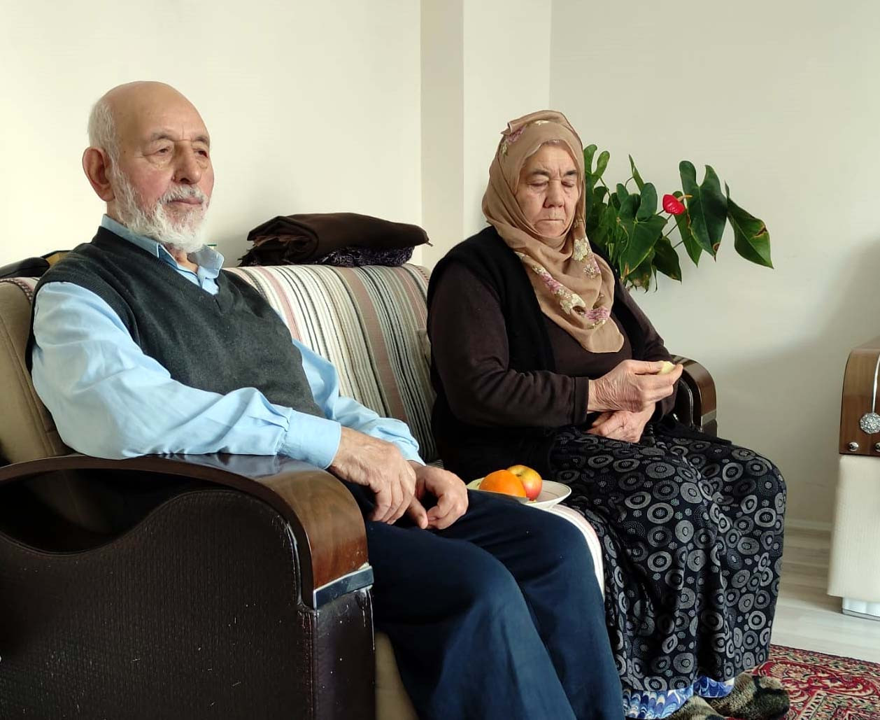 60 yıldır evli çiftten gençlere altın öğütler: Birbirinizi anlayın, küsmeyin - Resim : 6