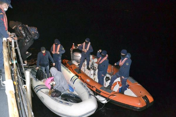 Göçmenlere Yunan zulmü - Resim : 1