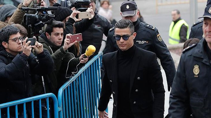 Tecavüz davasından Ronaldo'ya tutuklama kararı çıktığı iddiası ortalığı karıştırdı - Resim : 3