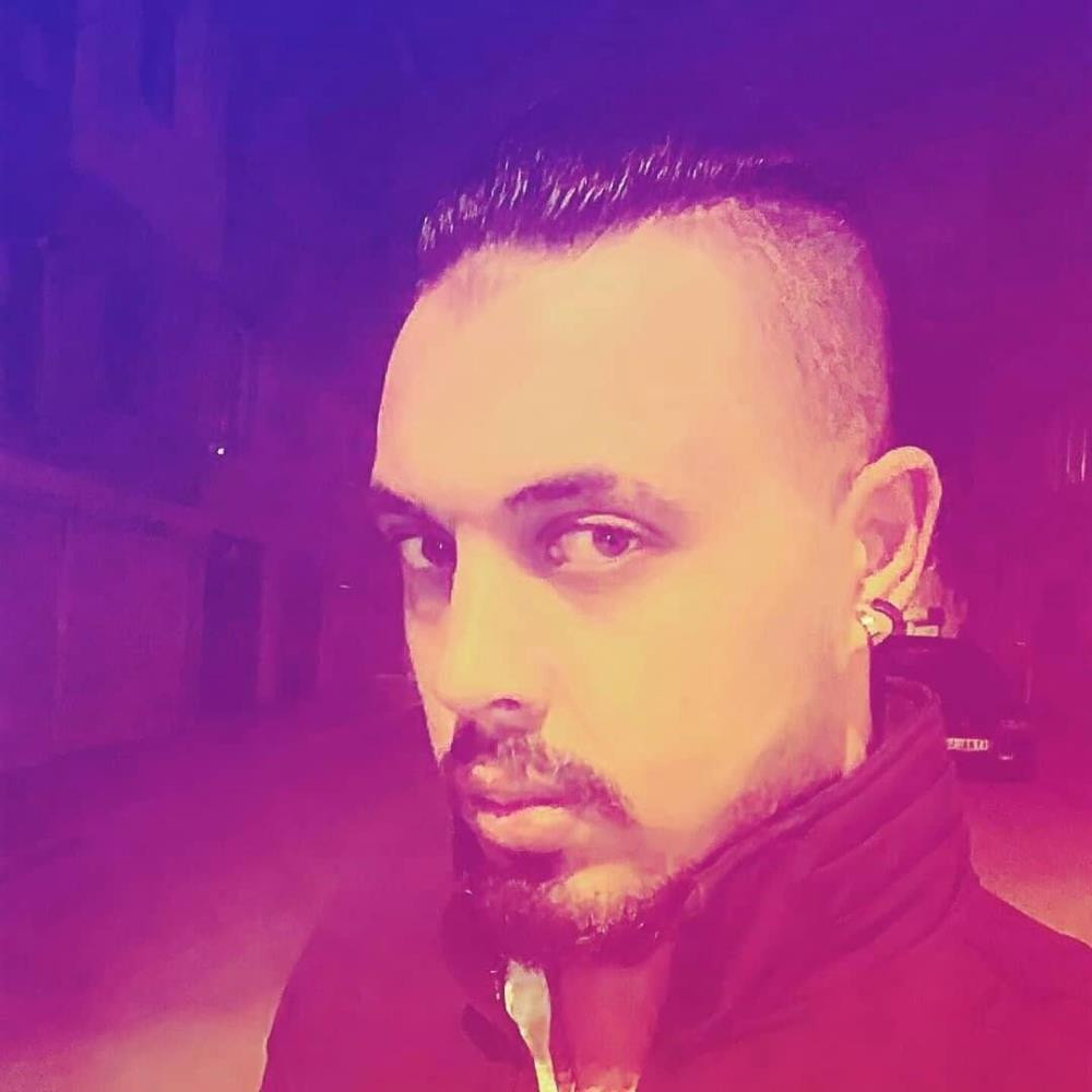 İntihara kalkışan genç tek mermiyle kendini ve astsubayı vurdu - Resim : 2