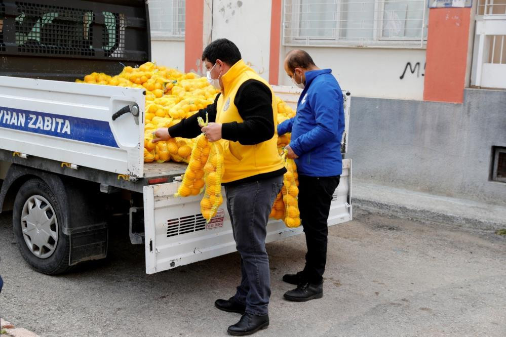 Belediyeden ücretsiz limon dağıtımı - Resim : 2