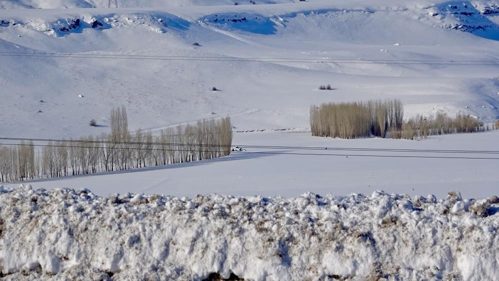 Ağrı’da kara teslim oldu - Resim : 7