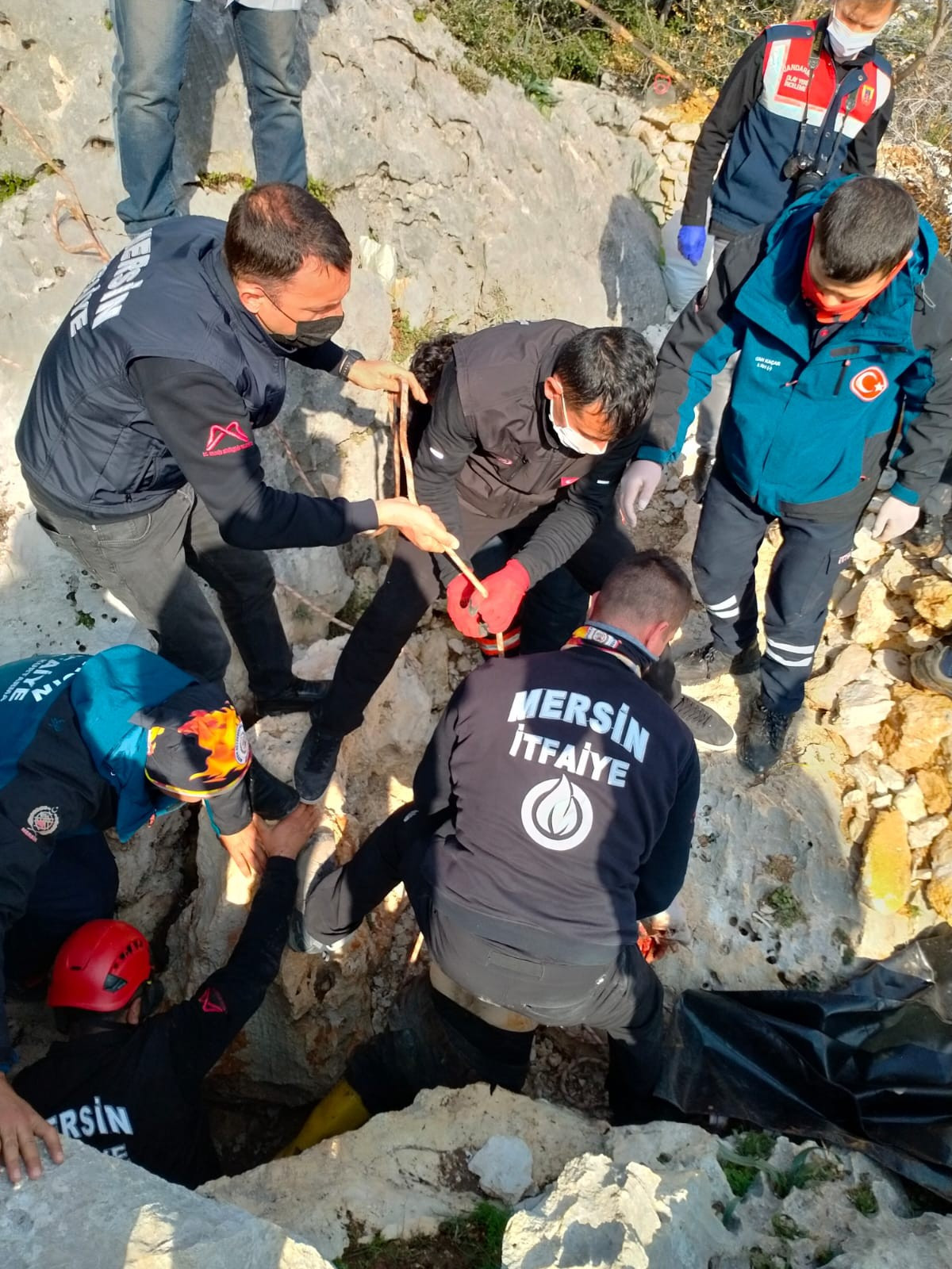 Define kazısında patlama: 1 ölü - Resim : 1