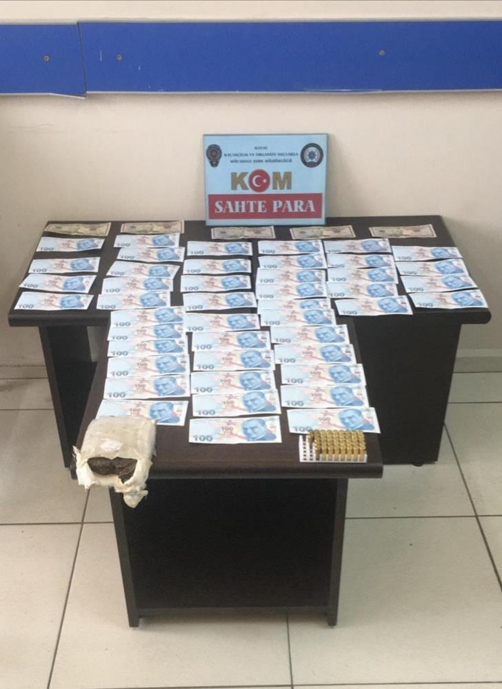 Hatay'da 2 kalpazan tutuklandı - Resim : 1