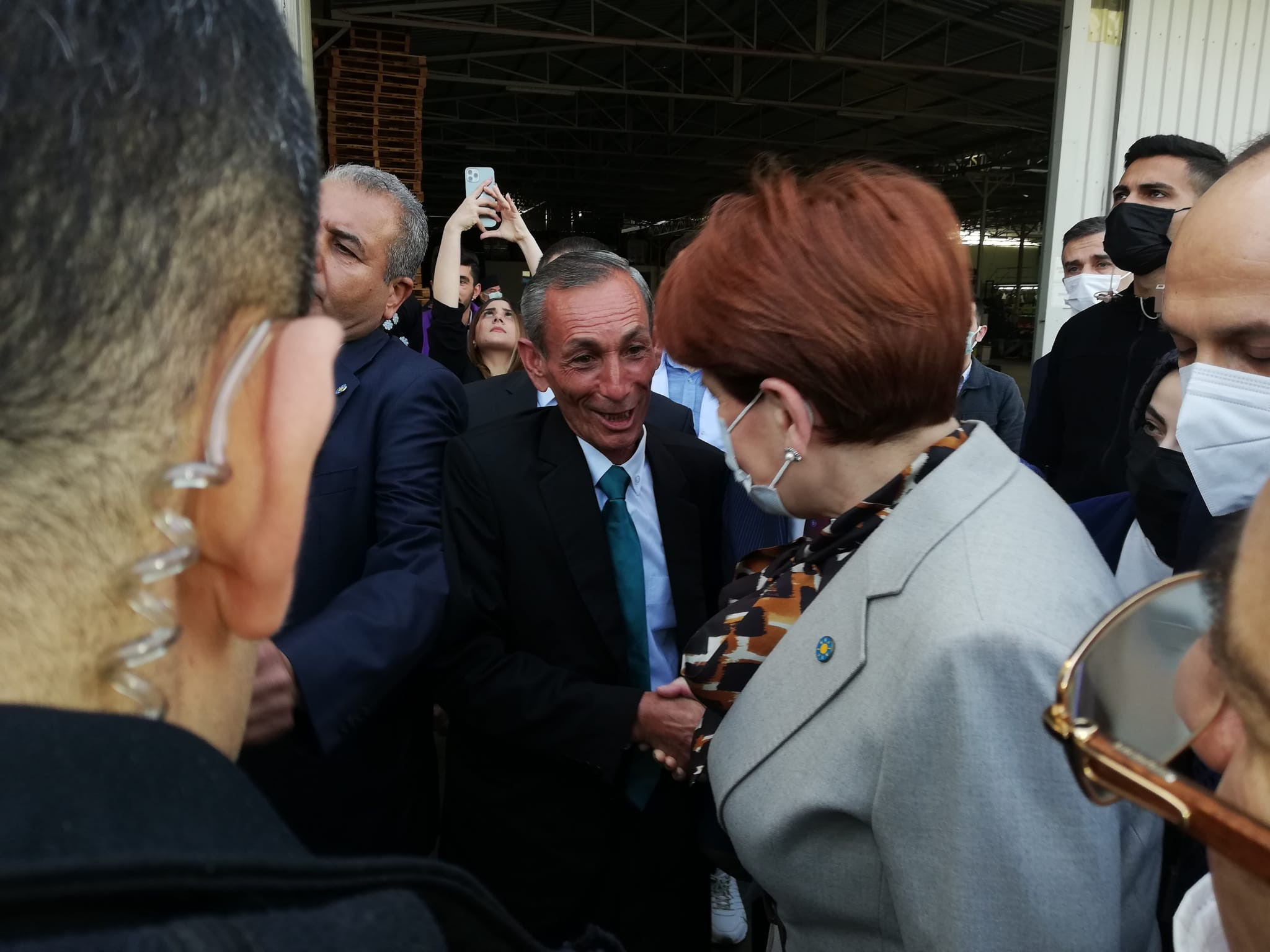 Elektrik faturasını gören Meral Akşener gözlerine inanamadı: Oooovv... bu ne ya? - Resim : 2