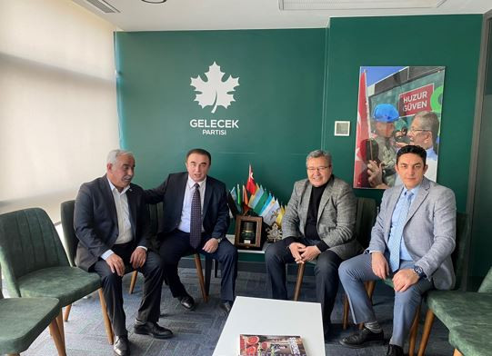 Çocuklar Duymasın’ın Fıs Fıs İsmail’i yıllar sonra ortaya çıktı! Hangi partiyi ziyaret etti - Resim : 2