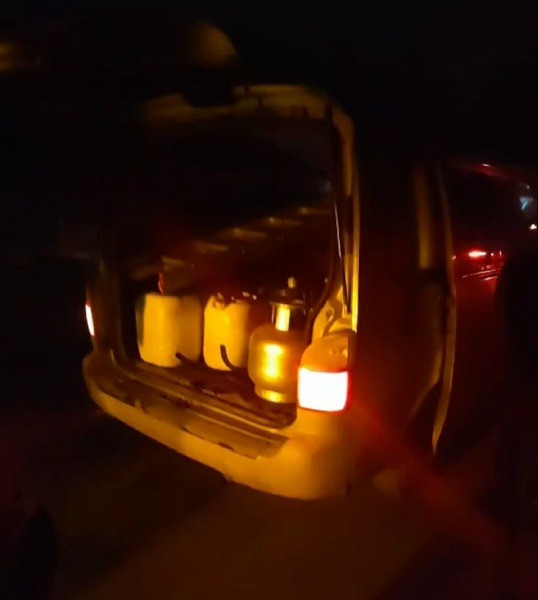 Dozerin motorinini çaldılar tutuklandılar - Resim : 3