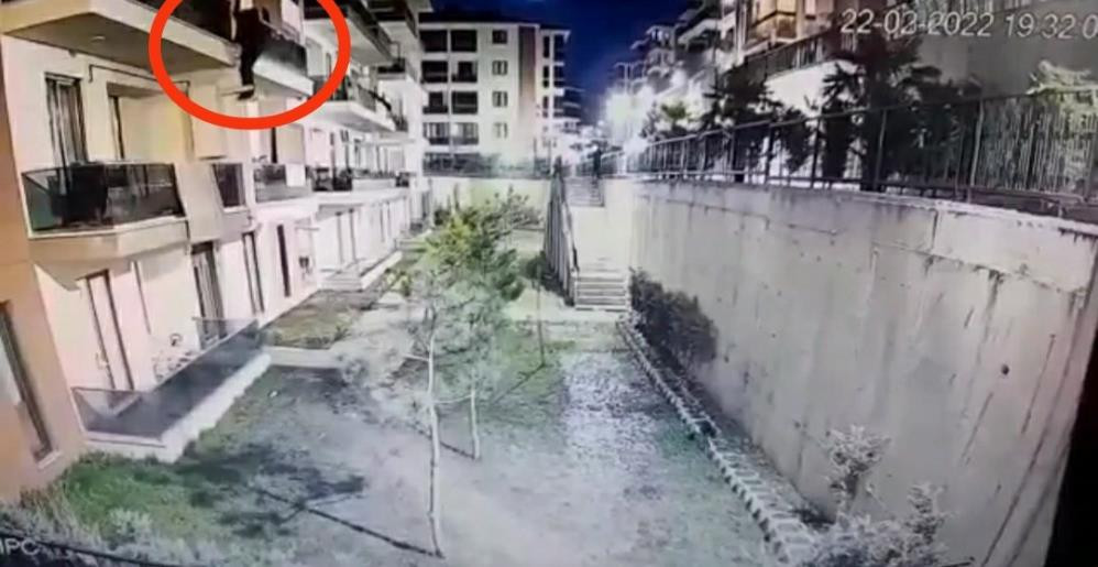 Palalı örümcek adam görüntülendi - Resim : 2