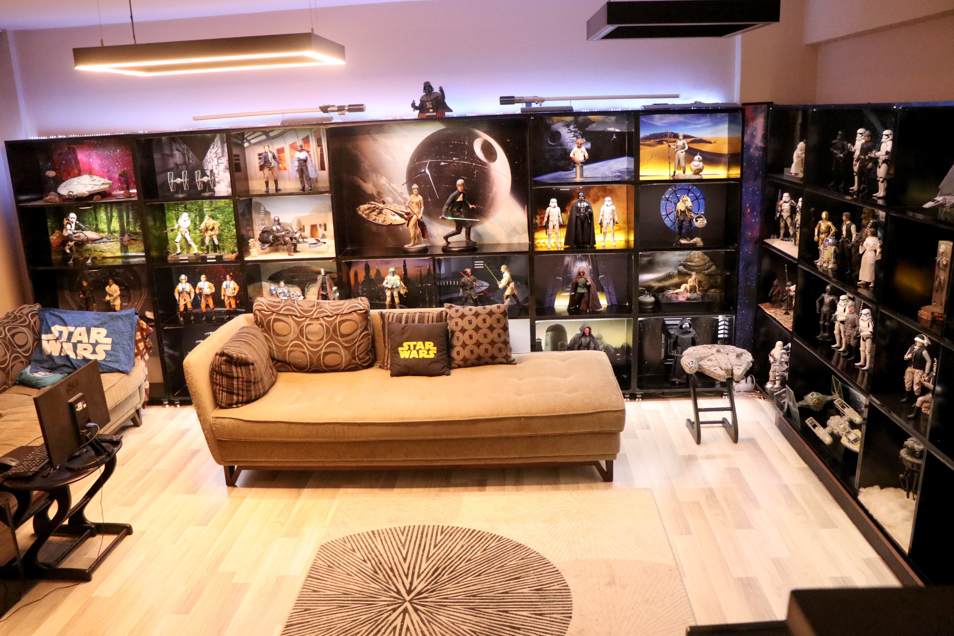 Evini ‘Star Wars’ müzesine çevirdi! 30 yıldır biriktiriyor… - Resim : 11