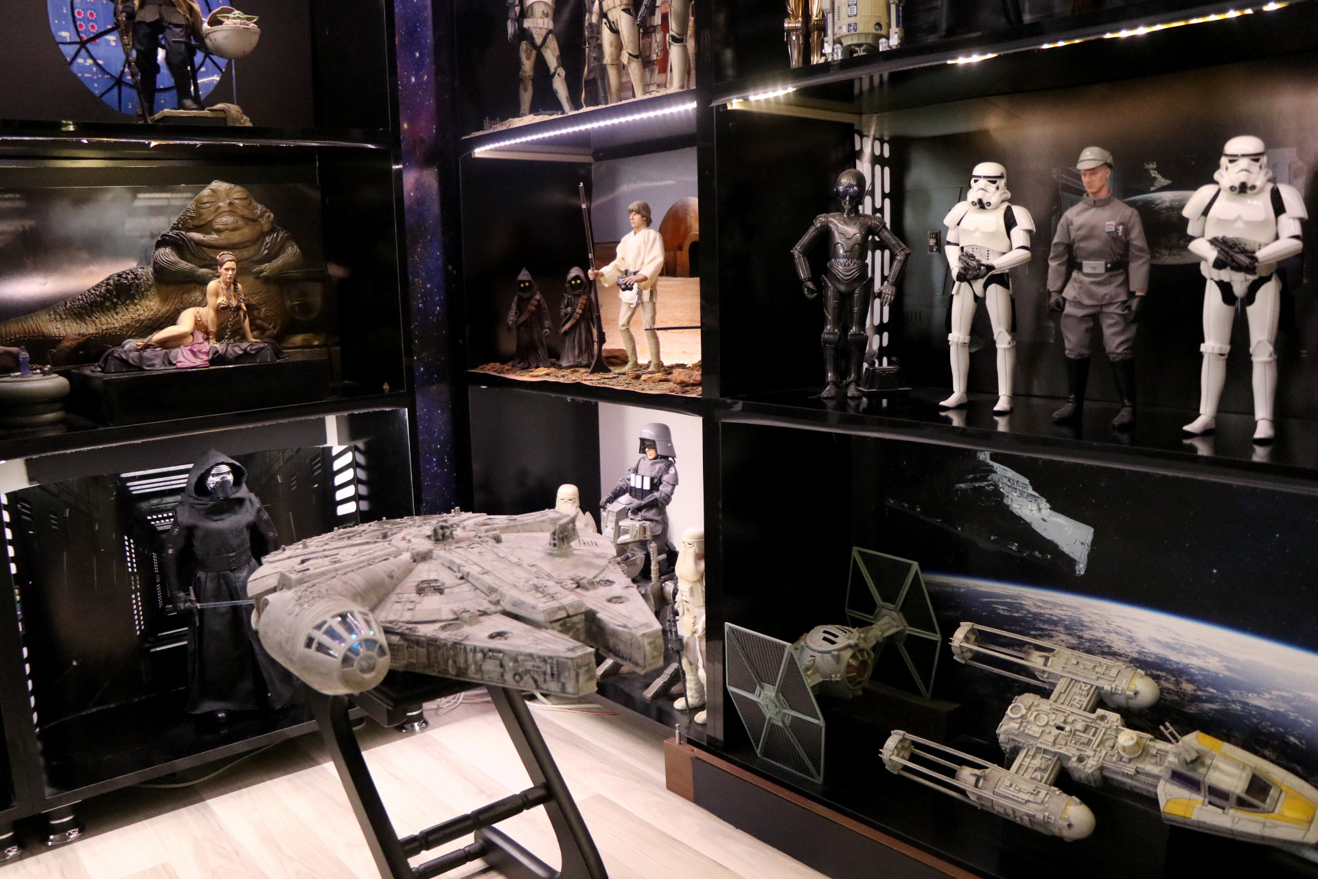 Evini ‘Star Wars’ müzesine çevirdi! 30 yıldır biriktiriyor… - Resim : 14