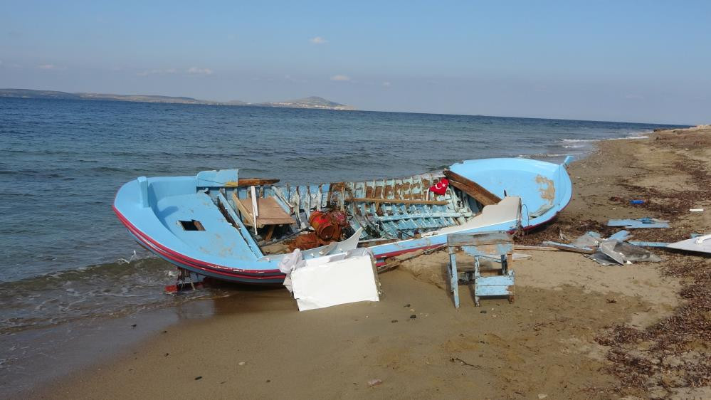 Teknesi karaya vurdu kendisi sırra kadem bastı - Resim : 4