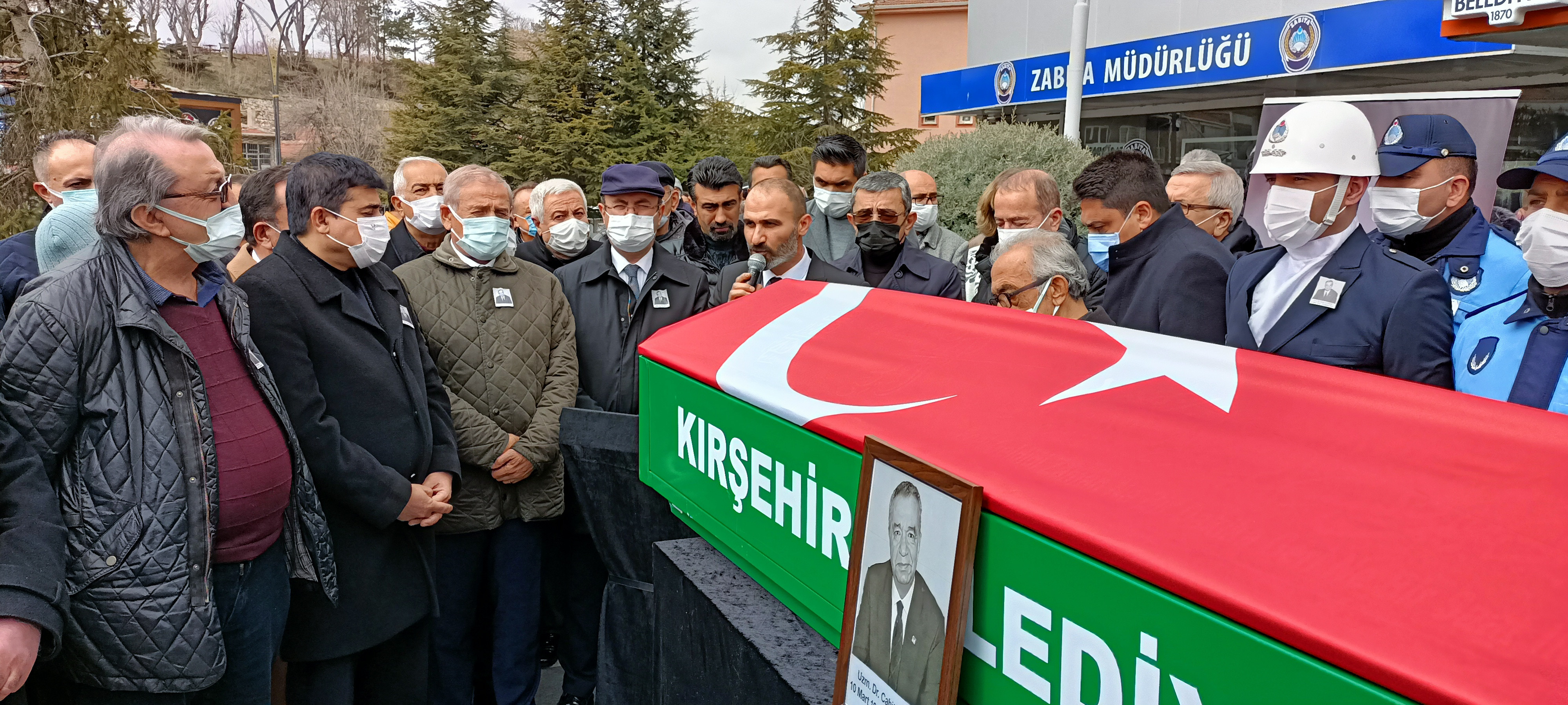 Cahit Gürses son yolculuğuna uğurlandı - Resim : 1
