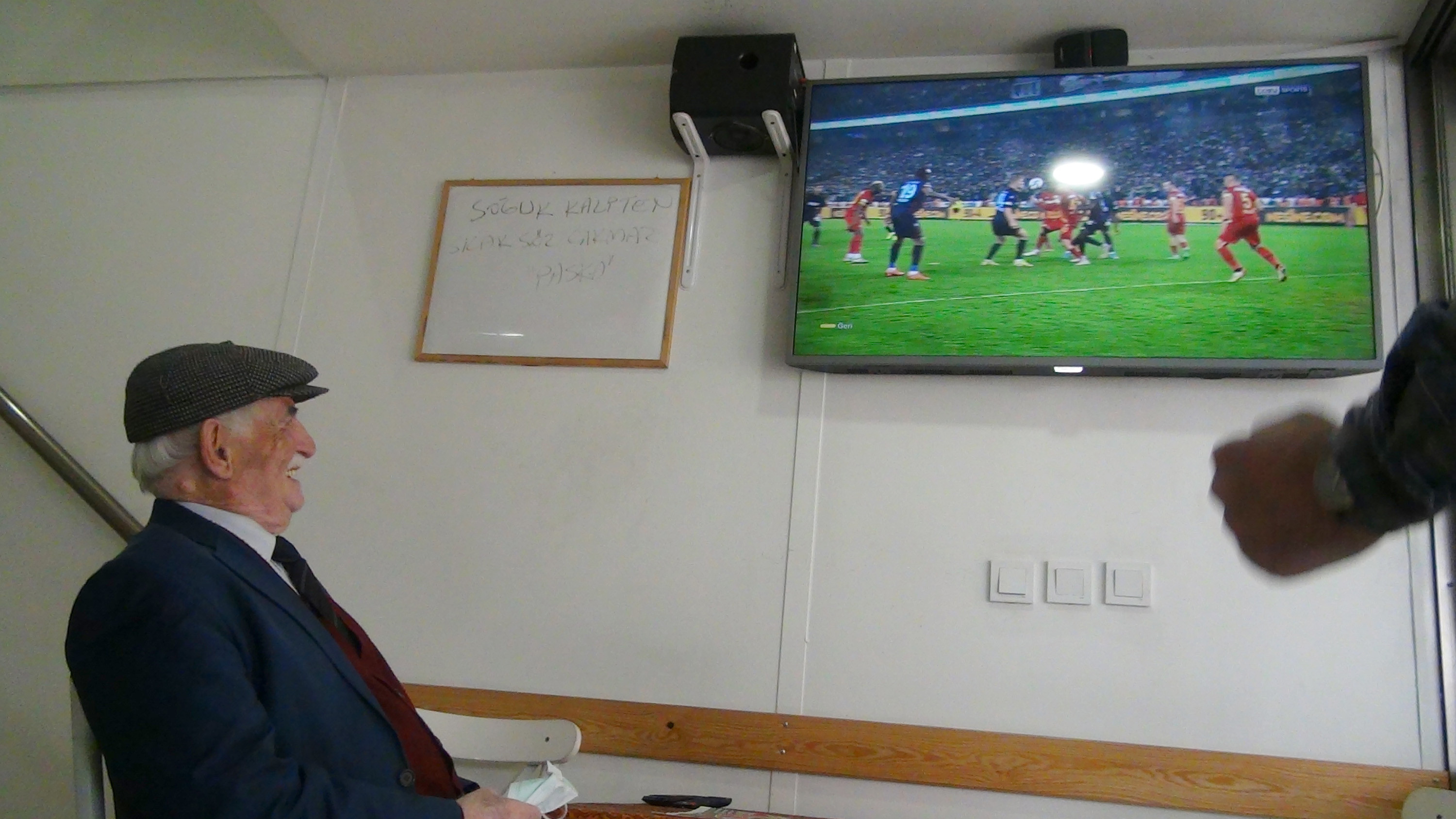 83 yaşındaki Trabzonsporlu Halit Aygün'e Nwakaeme’den davet geldi - Resim : 3