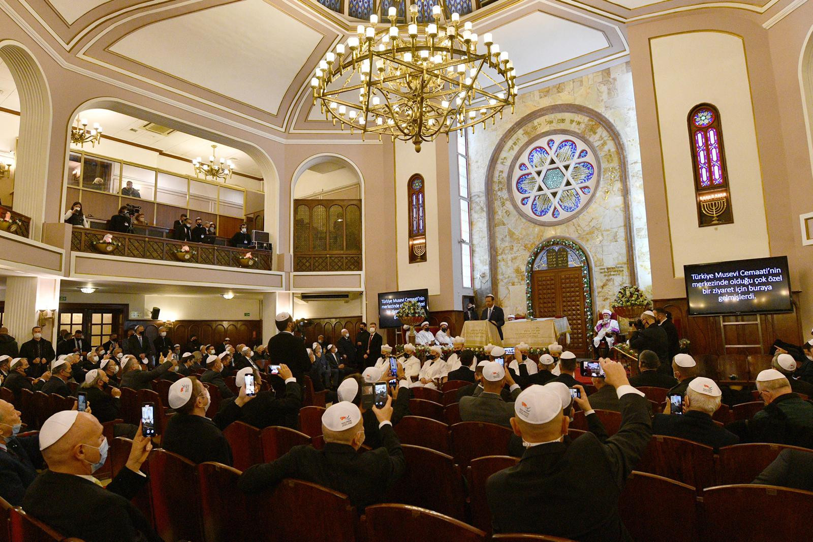 Isaac Herzog Neve Şalom Sinagogu'nu ziyaret etti - Resim : 3