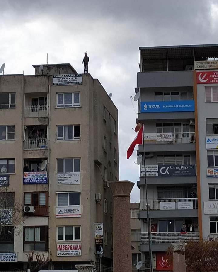 İşsizlikten bunalıma girip hayatına son vermek istedi - Resim : 1