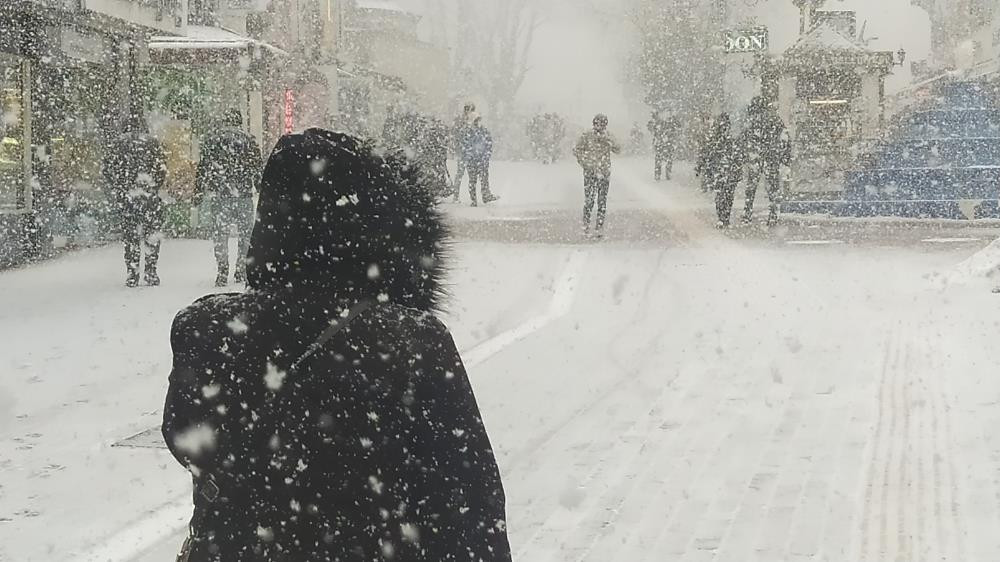Kütahya'daki kar fırtınasında göz gözü görmedi - Resim : 6