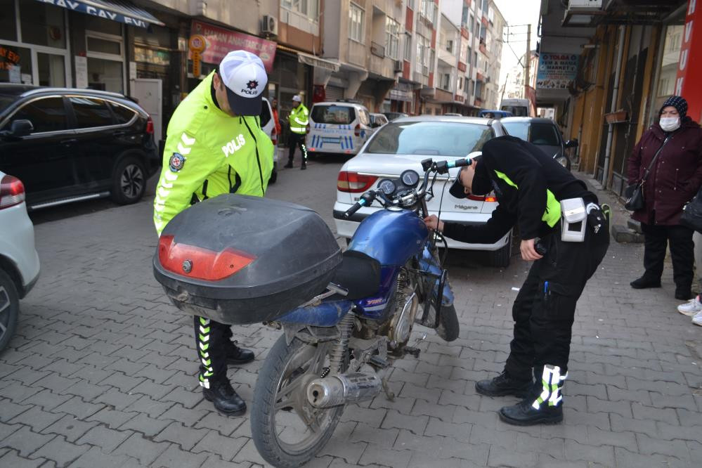 Motosikletinin değeri kadar ceza yedi - Resim : 4