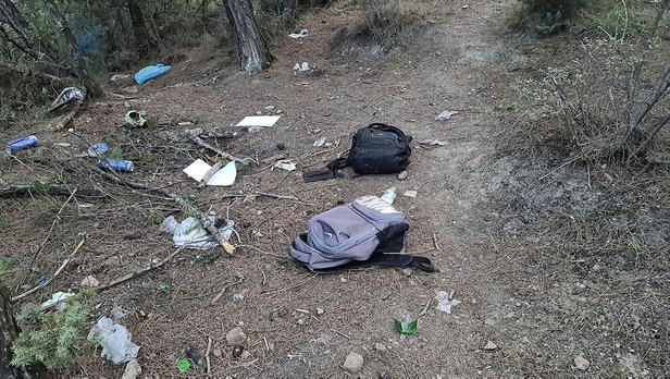 Karabük'te korkunç olay! İki liseli arkadaşlarına konum atıp kendilerini  ağaca astı