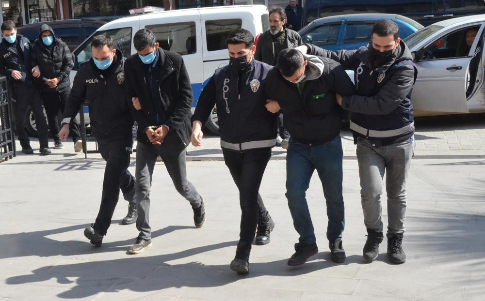 Kan donduran cinayette 3 gözaltı - Resim : 1