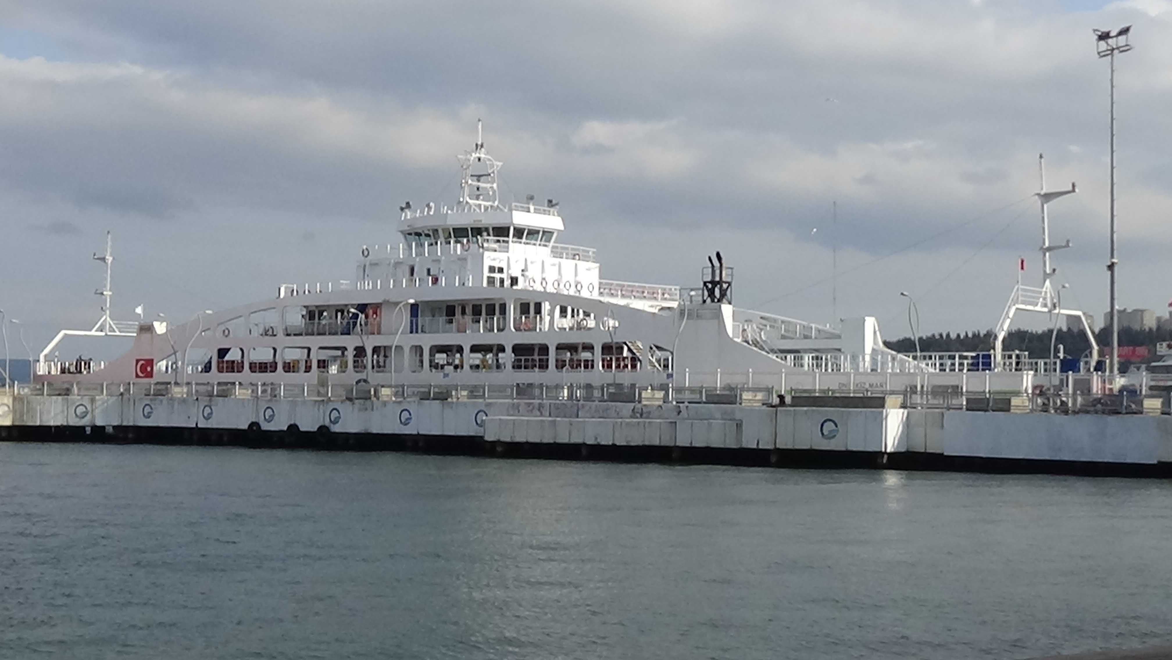 Bozcaada ve Gökçeada feribot seferlerine 'fırtına' engeli - Resim : 7