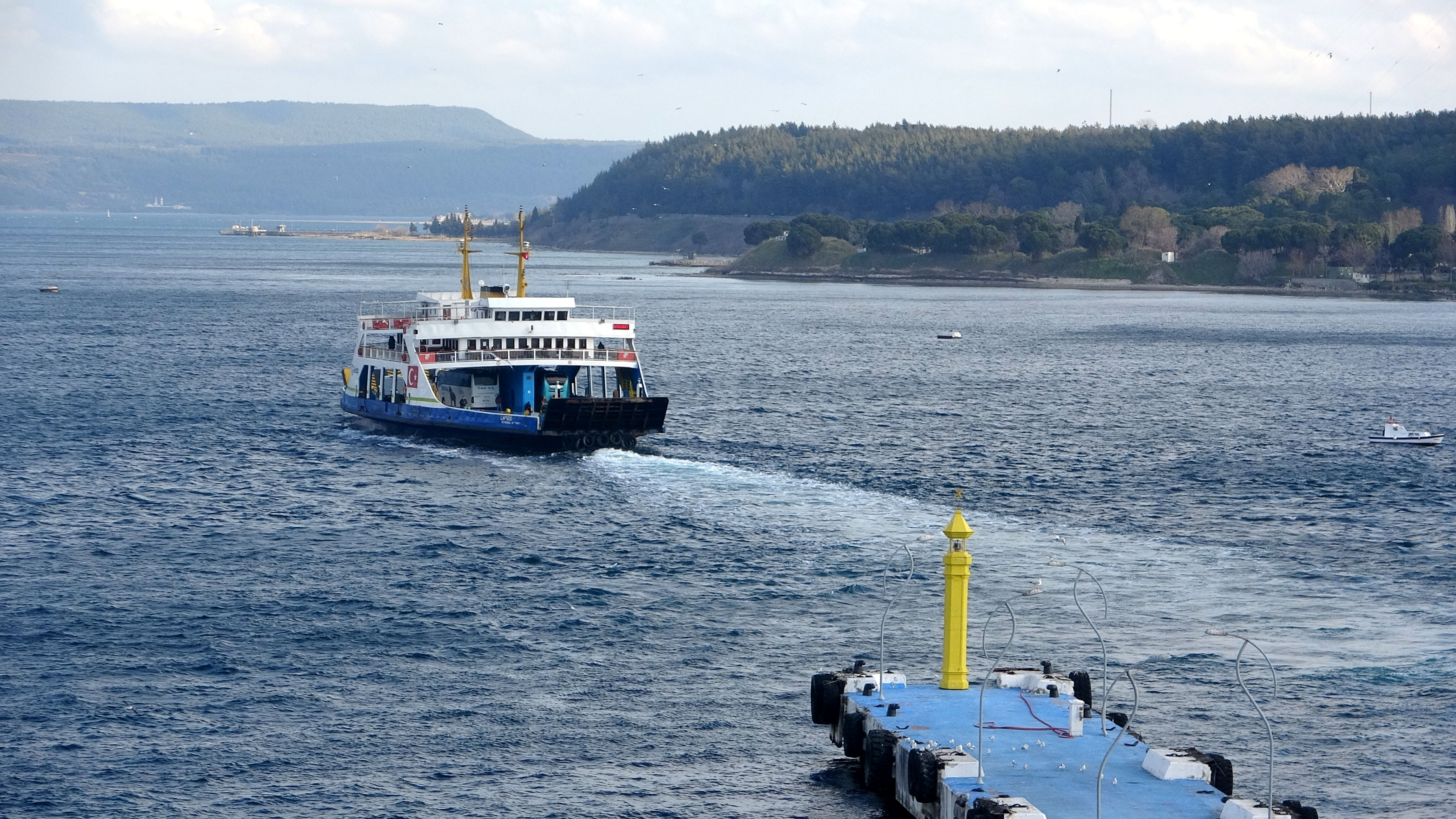 Bozcaada ve Gökçeada feribot seferlerine 'fırtına' engeli - Resim : 5