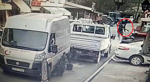 Husumetlisini sokakta böyle vurdu - Resim : 1