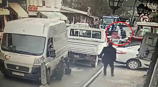 Husumetlisini sokakta böyle vurdu - Resim : 2