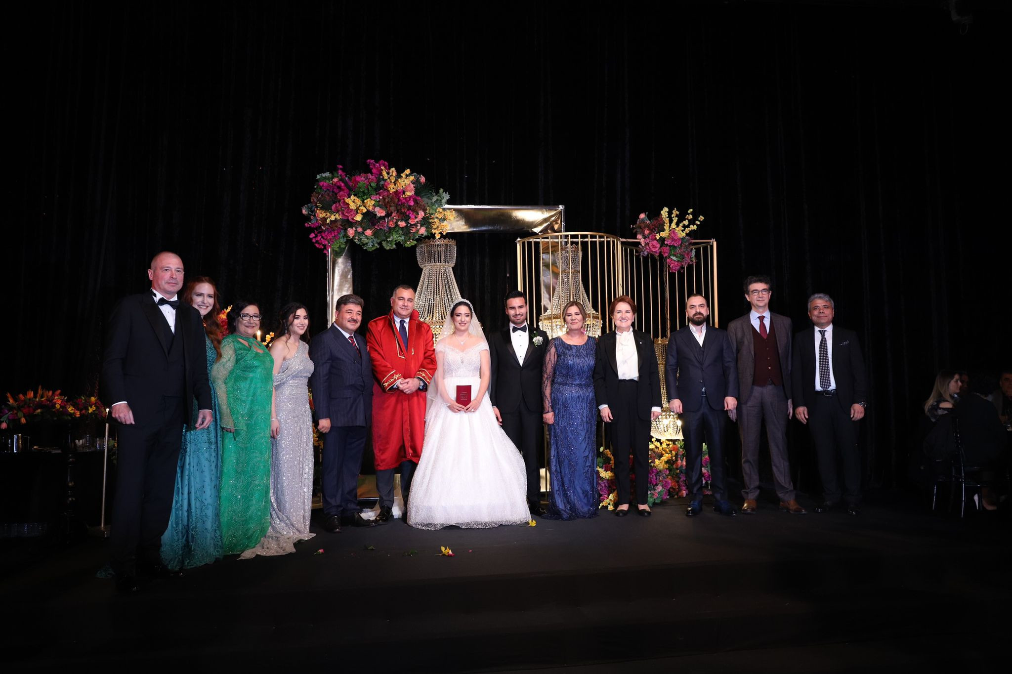 Meral Akşener nikah şahidi oldu - Resim : 3