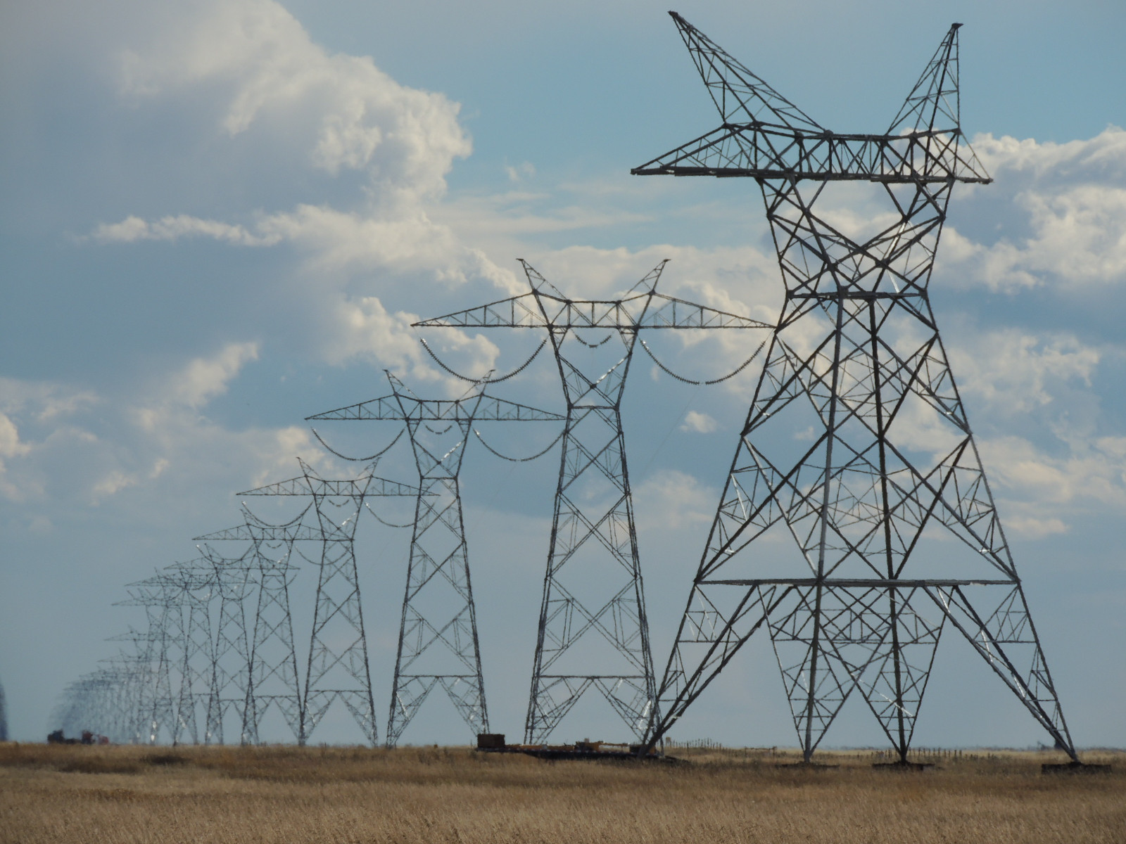 Elektriğe yine büyük zam geliyor - Resim : 1