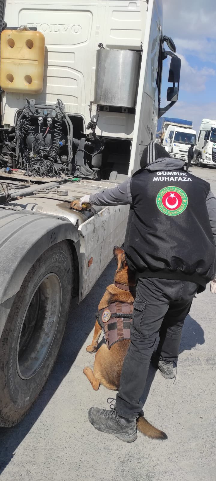 Bakan Muş duyurdu! Gürbulak'ta 622 kilo metamfetamin ele geçirildi... - Resim : 3