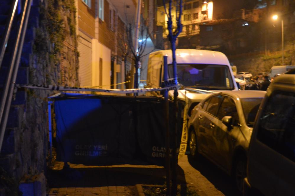 Muşta ve bıçaklı saldırı canını aldı - Resim : 4