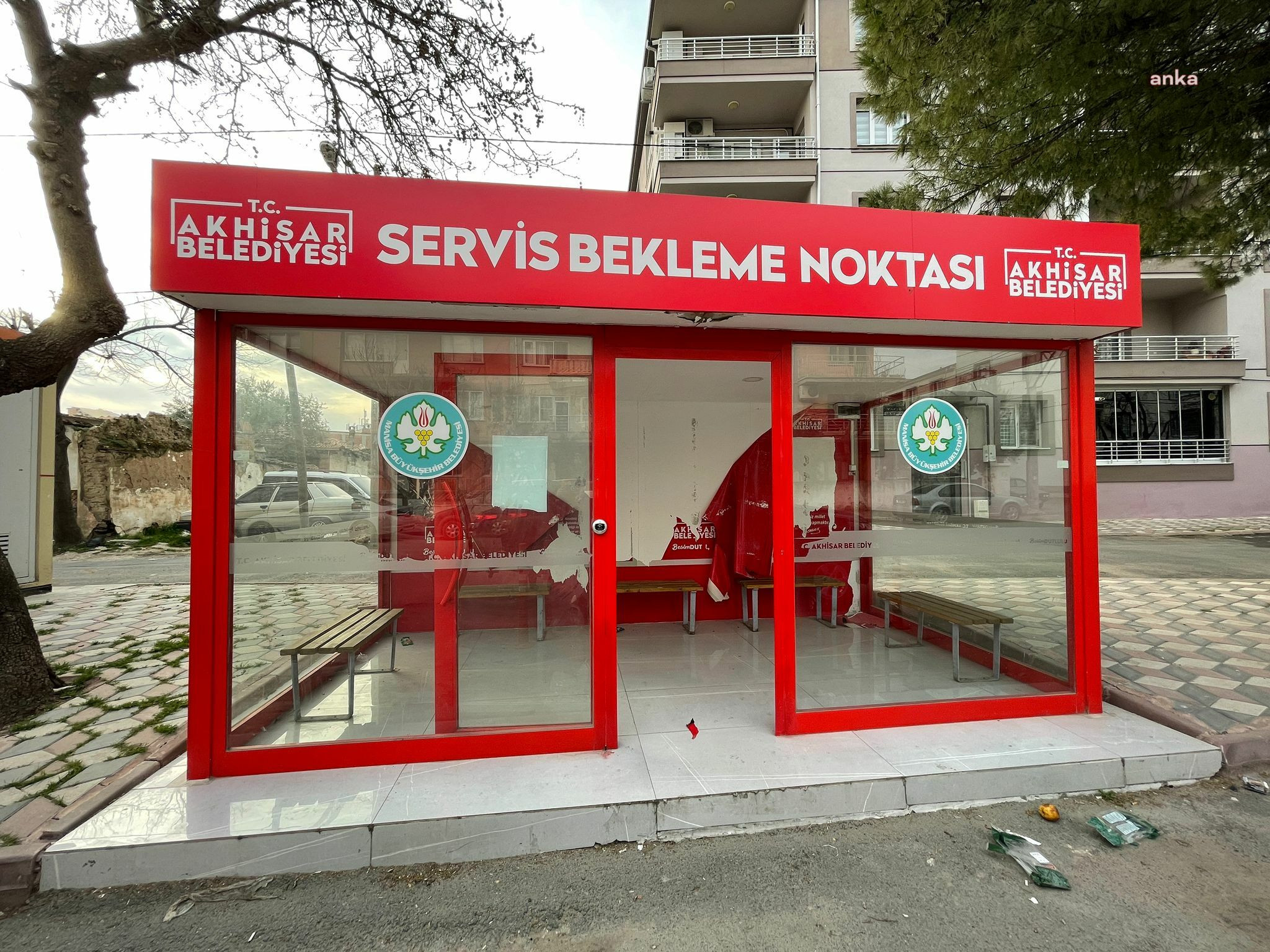 Atatürk fotoğraflarına alçak saldırı - Resim : 4