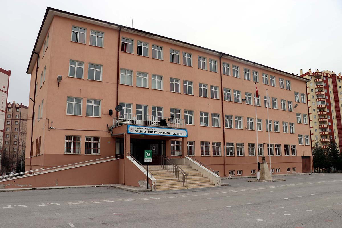 Kayseri'de 220 öğrenci, pilavdan zehirlendi - Resim : 6