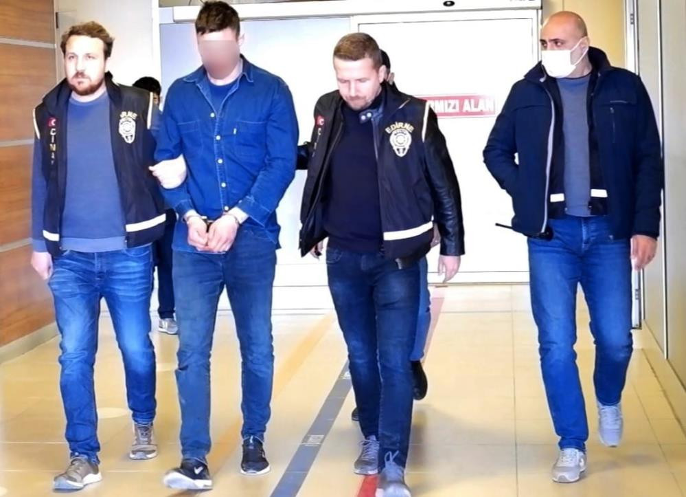 Suçluyu kan çekti - Resim : 1