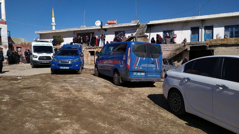 Gaziantep'te yaşlı çifti ölüm bile ayıramadı - Resim : 2