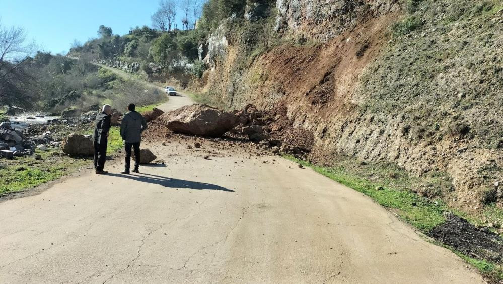 Osmaniye'de heyelan - Resim : 1