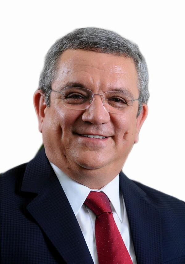 Kuşadası Belediyesi eski Başkanı Özer Kayalı'ya silahlı saldırı. Öğle yemeği için restorana gitmişti - Resim : 5