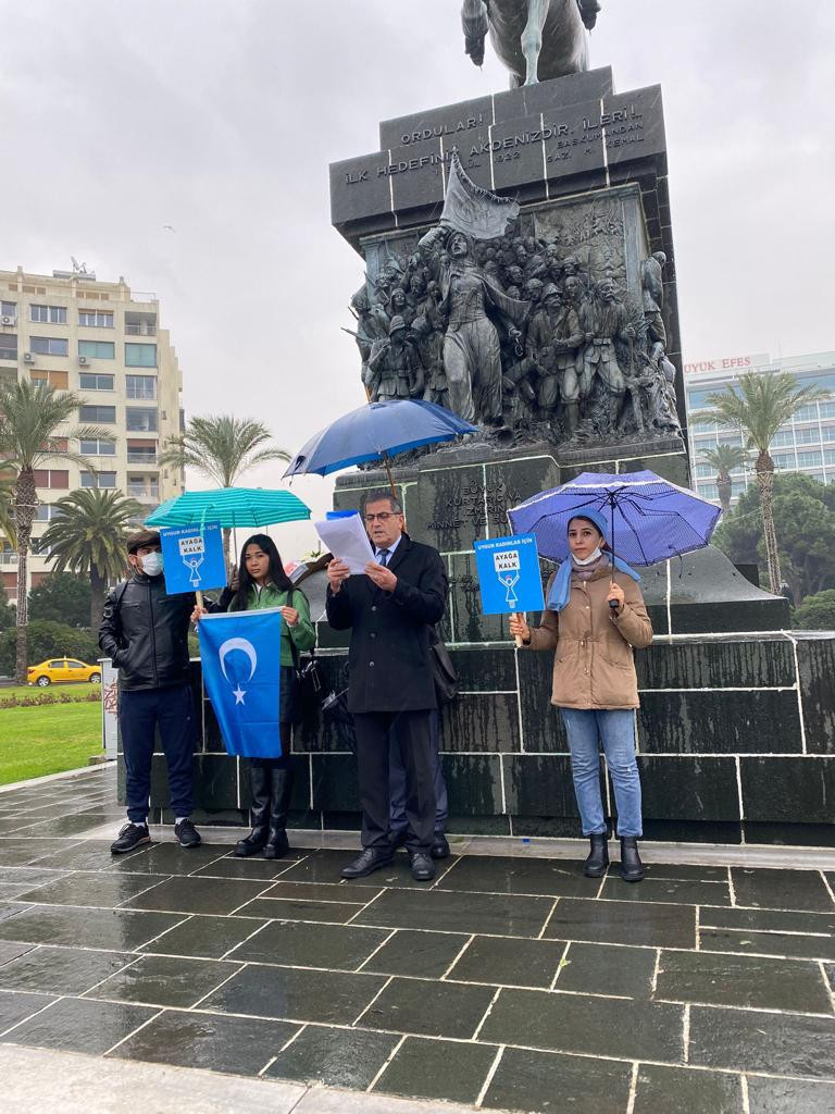 İYİ Parti'den kadınlar gününde anlamlı çağrı - Resim : 2