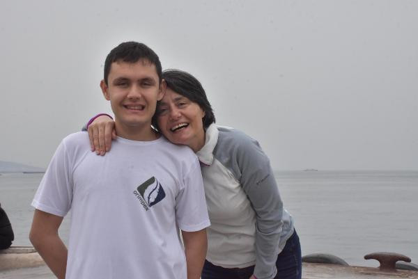 Otizmli yüzücü Tuna, Ege'nin iki yakası arasında kulaç atacak - Resim : 1