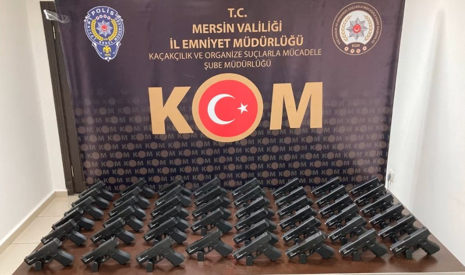 Silah tacirlerine şok baskın - Resim : 2