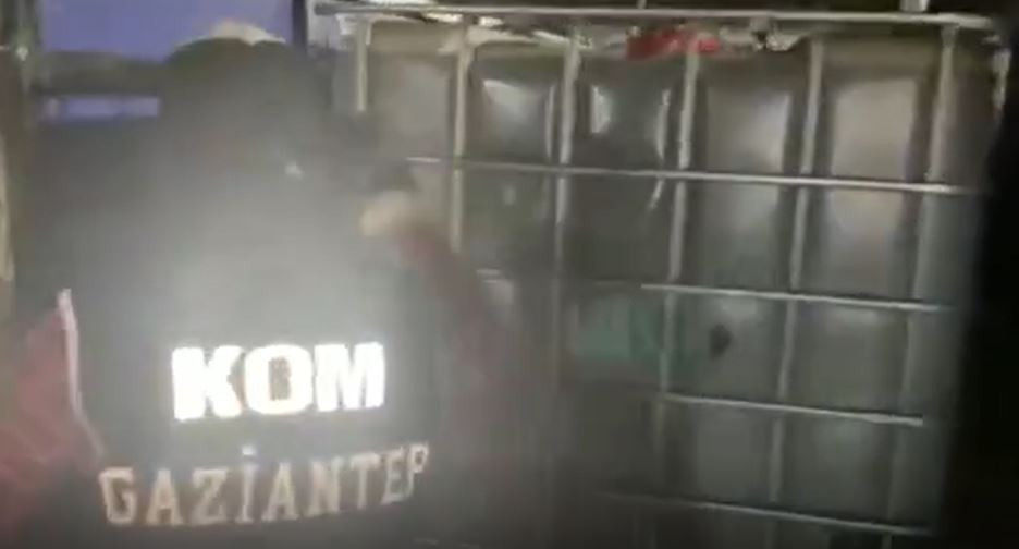 Gaziantep'te kaçak akaryakıt baskını - Resim : 2