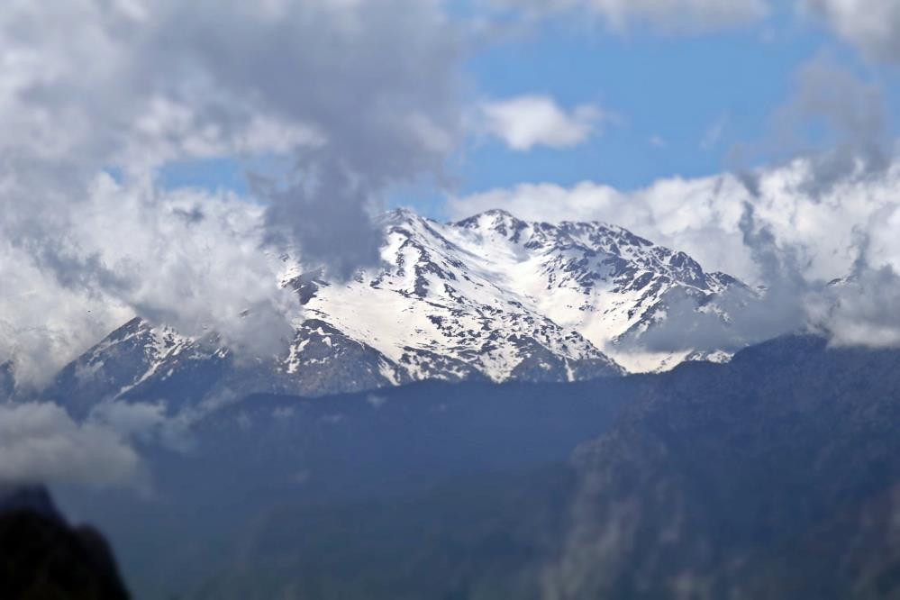 Antalya’da hava bir anda buz kesti - Resim : 4