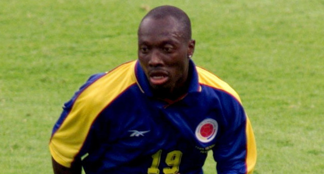 Eski futbol yıldızı ölüm kalım savaşı veriyor - Resim : 1