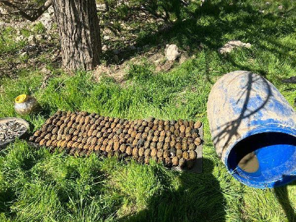 İçişleri: PKK'lıların 20 mağara ve 35 sığınağı imha edildi - Resim : 1